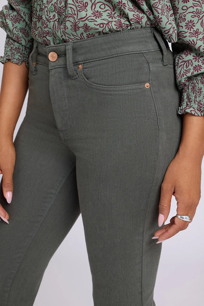 NYDJ Marilyn Straight in Olive