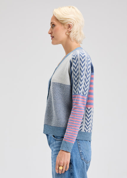 Zaket & Plover Jacquard V-Neck Cardigan